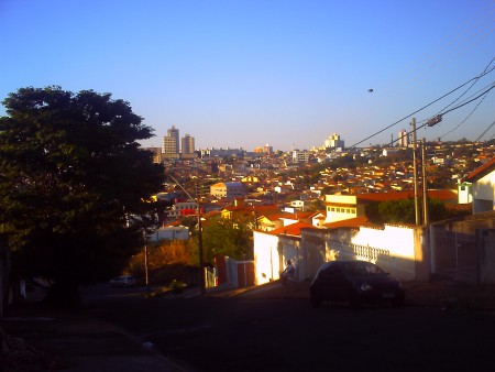 Campinas SP: Rua Venâncio Gomes dos Reis.